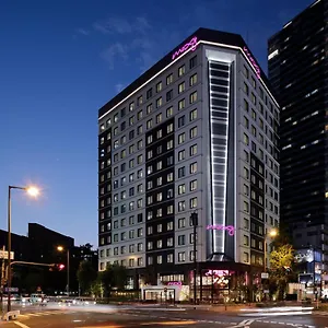 Moxy Shin Umeda Hotel Ōsaka