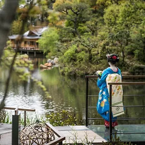 Four Seasons Hotel Kyoto 5* Киото