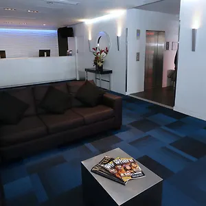 https://george-williams-hotel.queenslandhotels.net
